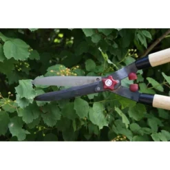 Heggenschaar 53 Cm - Houten Handgrepen -Aanbiedingen Intieme Eden Winkel heggenschaar 53 cm houten handgrepen 1484061719 2 600