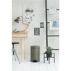 Pedaalemmer NewIcon BRABANTIA - 12 Liter Platinum -Aanbiedingen Intieme Eden Winkel pedaalemmer newicon 12 l platinum 1608020856 3 600